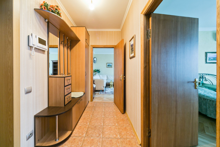 Others 3, MaxRealty24 Marii Ulianovoy 12, Western