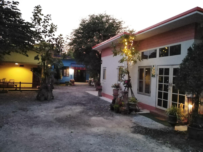 Baan Rim Taan, Ban Bung