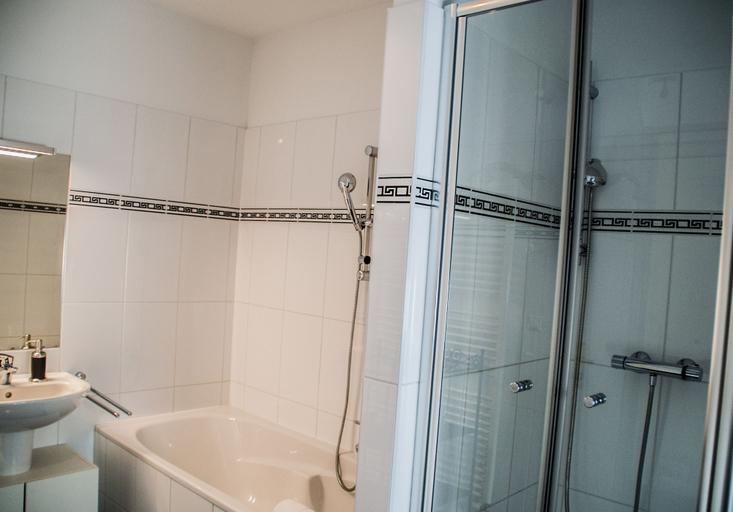 Bathroom 3, Urban Flats Vienna City Center, Wien