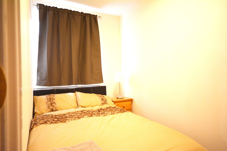 Bedroom 2, London Luxury 7 Bedroom Holiday Let, London