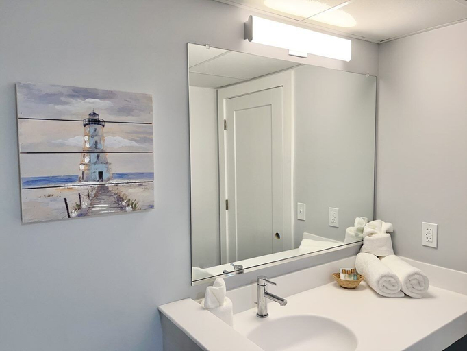 Bathroom, The Ludlam, Cape May