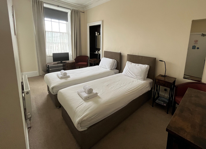 Bedroom 3, The Kelvin Hotel, Argyll and Bute
