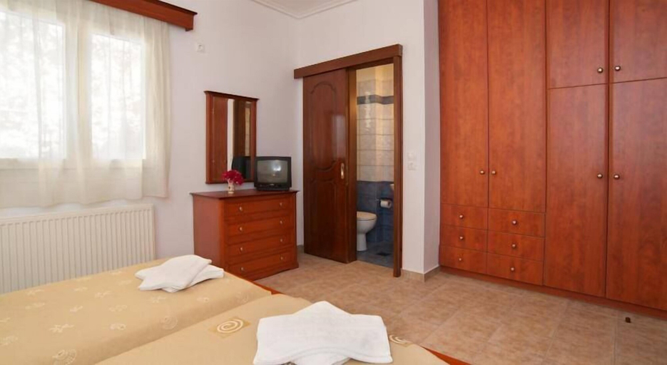 Bedroom 5, Faos Luxury Apartments, Ionian Islands
