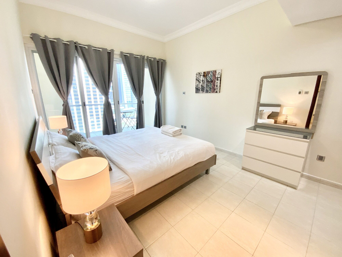 Room 4, LKV - 1bed with 2 balconies in JLT, Dubai