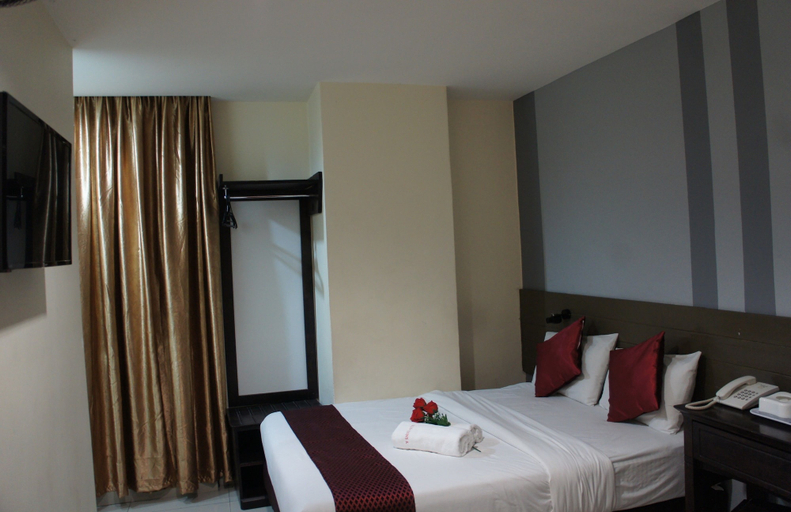 bedroom 1