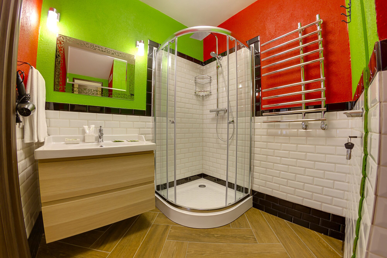 Bathroom 2, Apartment City, Sankt-Peterburg gorsovet