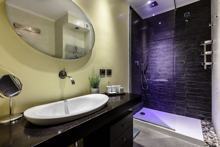 Others 3, Suitelowcost Corso Venezia, Milano