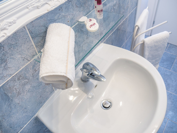 Bathroom 5, Grand Canal Suite by Wonderful Italy, Venezia