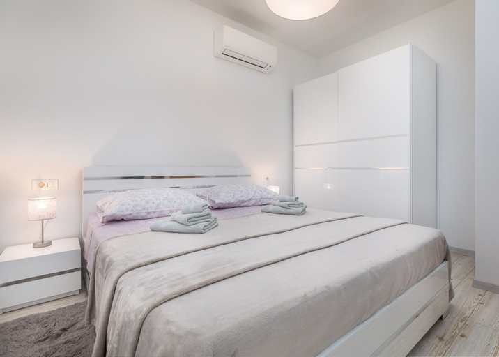 Bedroom 2, Apartment 1882, Fažana