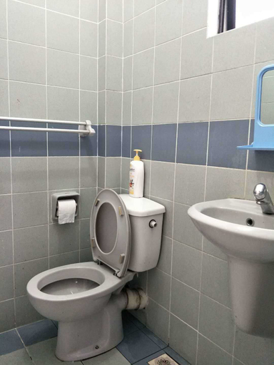 Bathroom 4, KK City HomeSuite at KK City Center 2, Kota Kinabalu