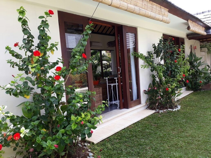 Exterior & Views 20