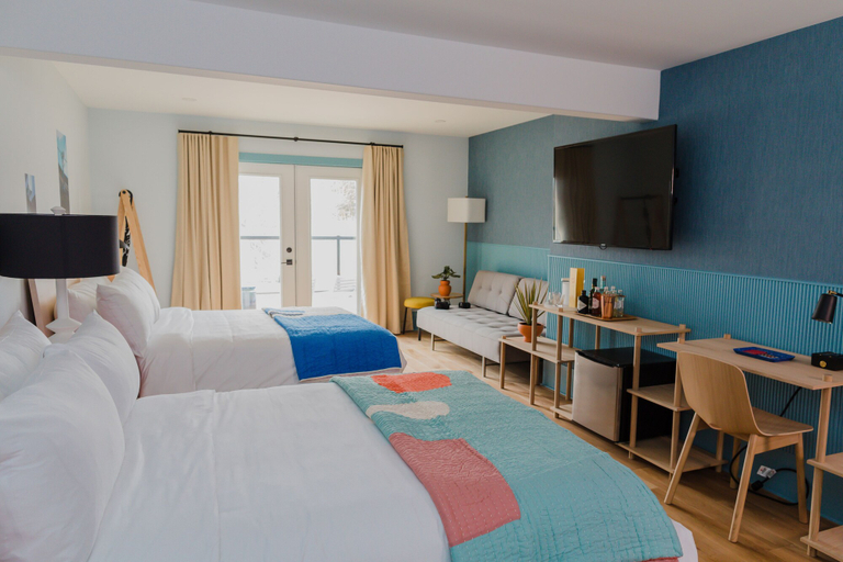 Bedroom 4, Drake Devonshire and Motor Inn, Prince Edward