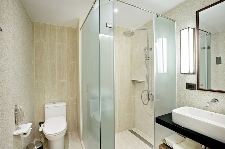 Bathroom 5, The GAYA Hotel, Taitung