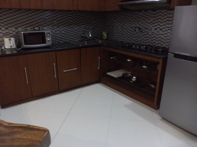 Dining Room 16