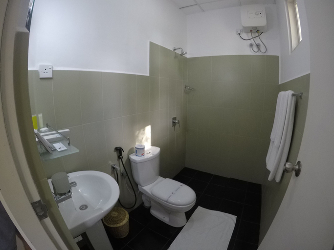 Bathroom 3, Candila Hotel & Sport Club, Palugaswewa