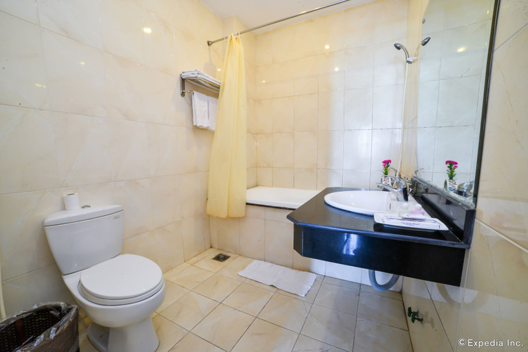 Bathroom 4, Dai A Hotel, Da Nang