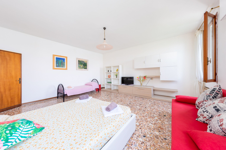 Room 5, Lovely Canal View, Venezia