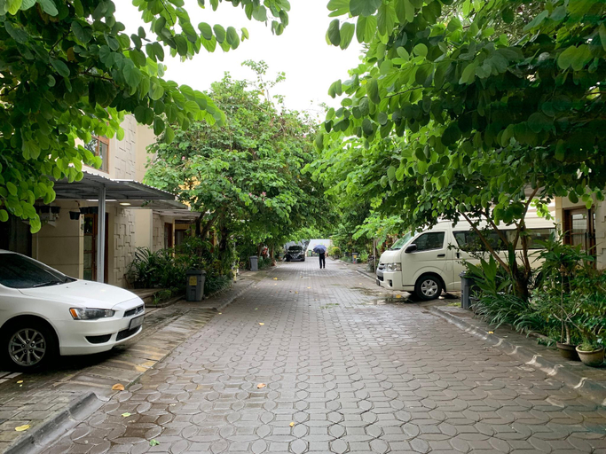 Others 5, Awana Dream - Villa for 10pax - 5mins to Alun Alun, Yogyakarta