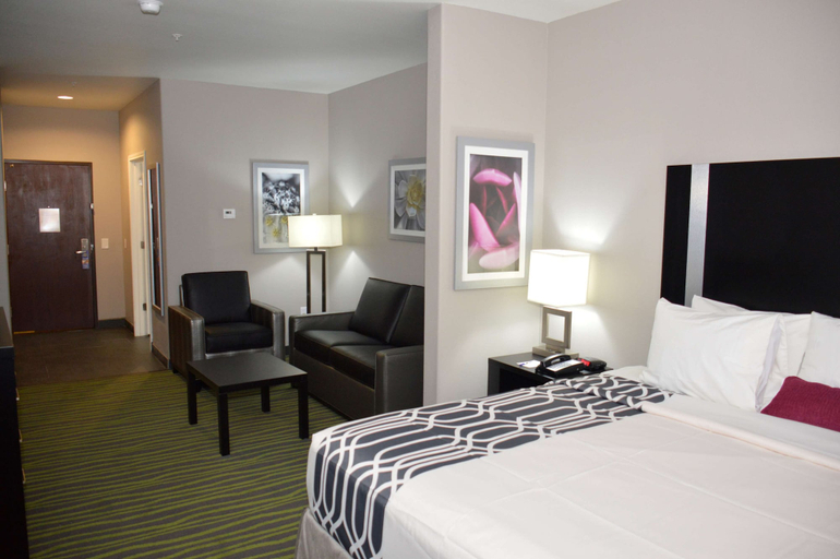 Bedroom 4, Best Western Plus Dilley Inn & Suites, Frio