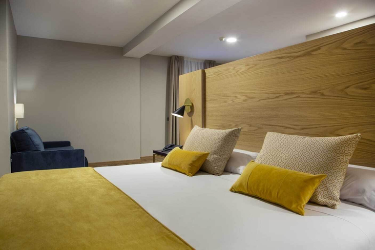 Bedroom 3, Hotel Zentral Mayoral, Toledo