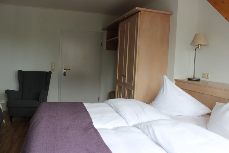 Bedroom 5, BE BIO Hotel be active , Nordfriesland
