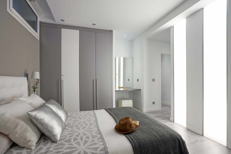 Bedroom 2, Apartamento Lagun Concha Beach, Guipúzcoa