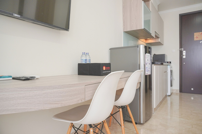 Dining Room 16