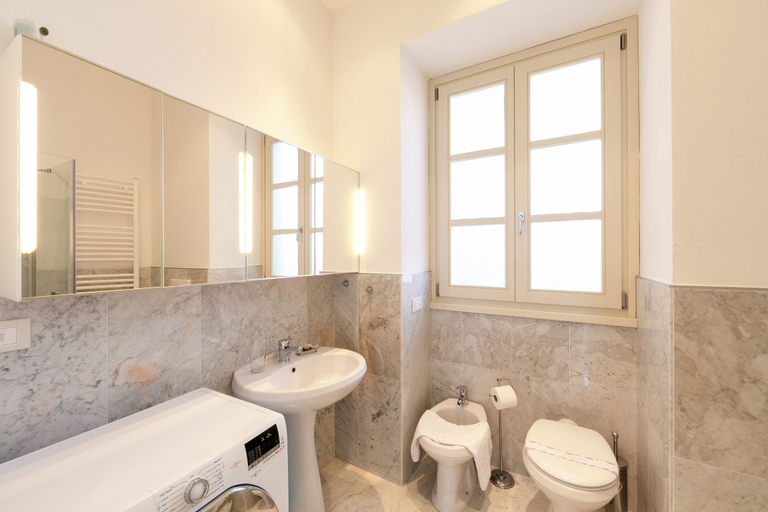 Bathroom 5, Verbania - Luxury Italy Apartments, Verbano-Cusio-Ossola