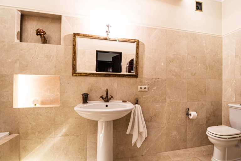Bathroom 3, Ursynow Lavish Apartment, Warsaw