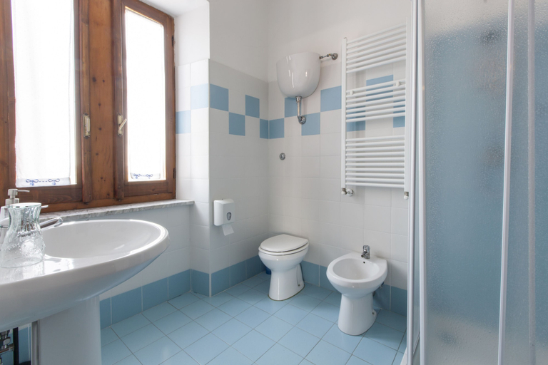Bathroom 4, Locanda Rossovino, Viterbo