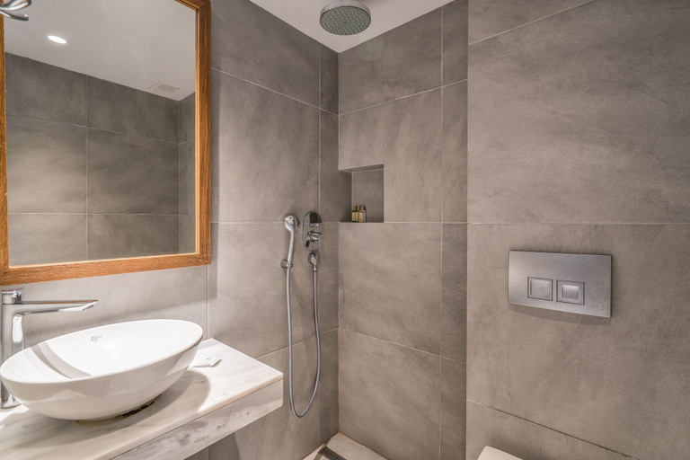 Bathroom 4, Castelli Hotel Adults Only - All Inclusive, Ionian Islands