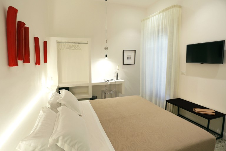 Bedroom 4, Re Ruggero Rooms, Reggio Di Calabria