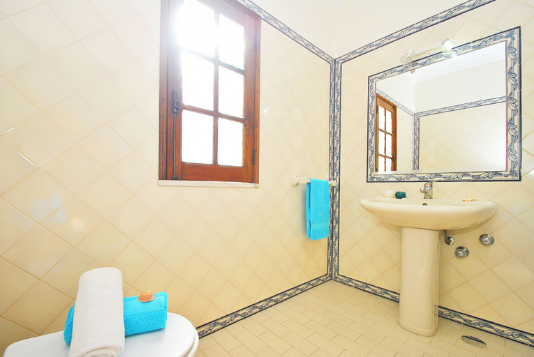 Bathroom 4, Villa Honolulu, Albufeira