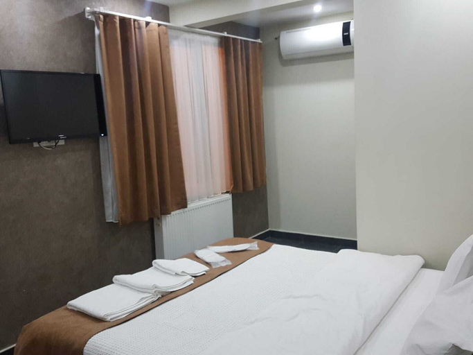 Bedroom 2, Kilic Motel, Arnavutkoy