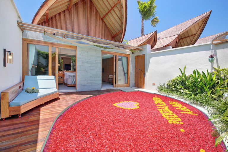 Exterior & Views 7