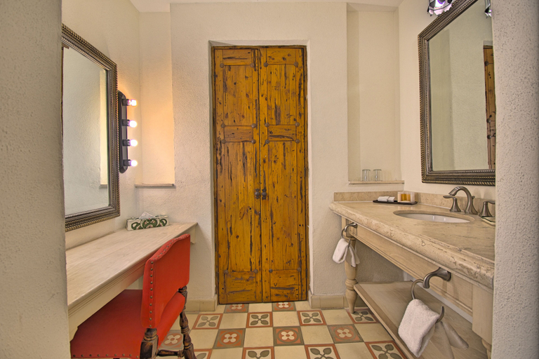 Bathroom 5, Casa Primavera Hotel Boutique & Spa, Allende