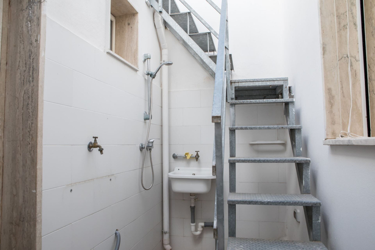 Bathroom 2, Casa Paola, Lecce