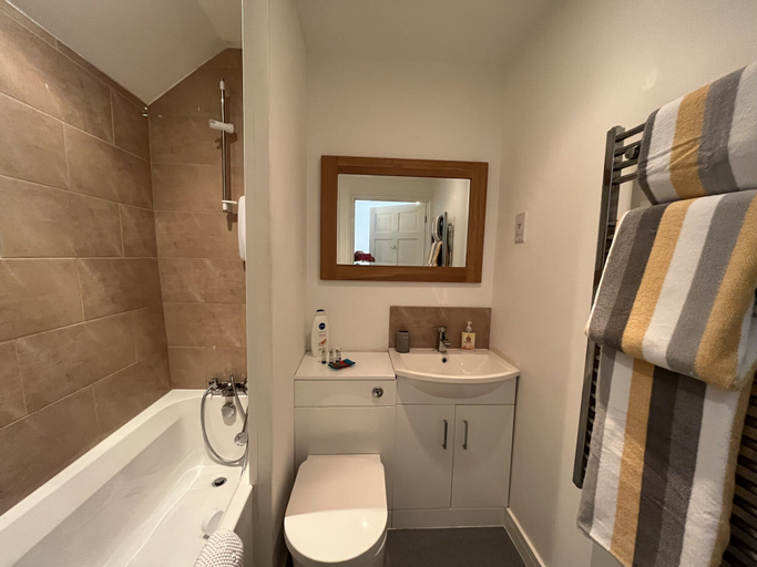 Bathroom 4, The Ship Inn, Gloucestershire