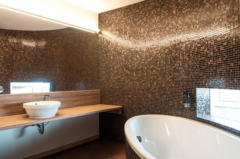 Bathroom 5, Gasthaus Alte Münze, Zwickau
