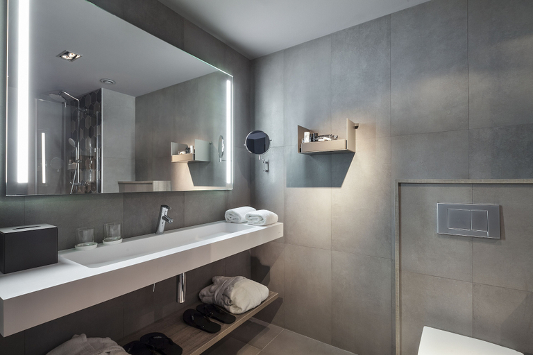 Bathroom 4, Hotel Upper Diagonal, Barcelona