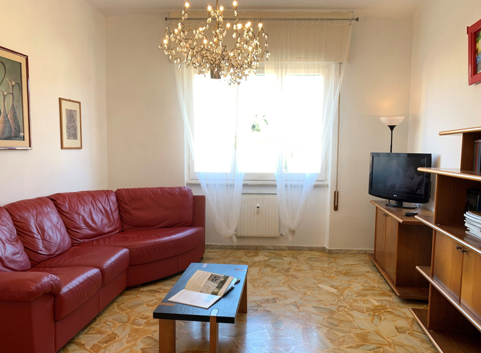 Living area, House Dinigi, Genova