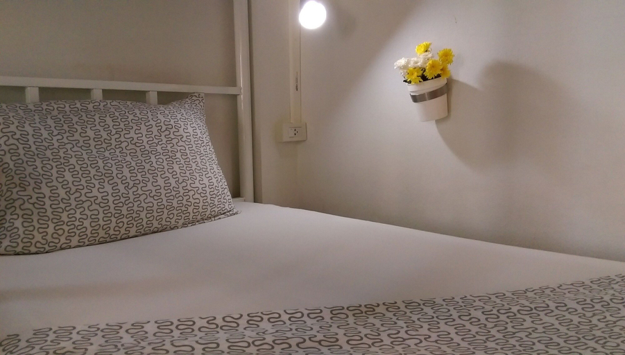 Bedroom 4, Salsa Hostel, Muang Chumphon