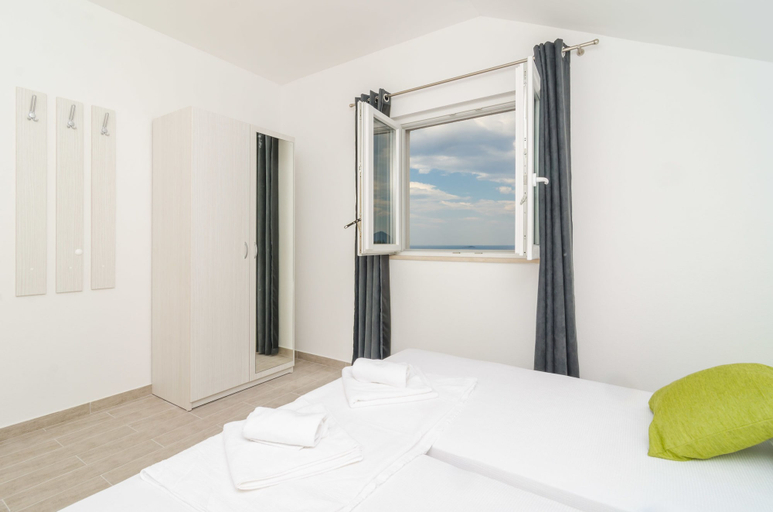 Bedroom 3, Apartments Villa Dadic, Dubrovnik