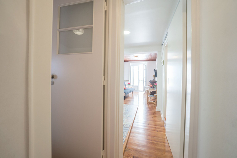 Others 5, Atalaia Apartment 213 3rd floor, Lisbon