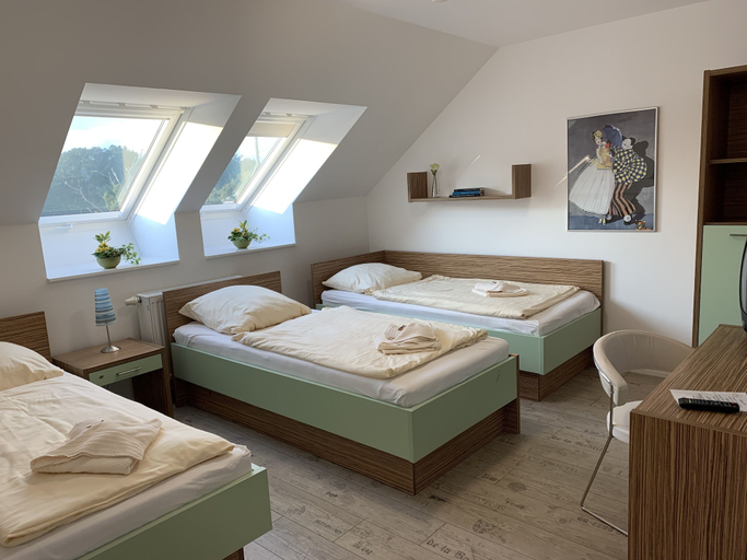 Bedroom 3, Parkhotel Putbus(Adults Only), Vorpommern-Rügen
