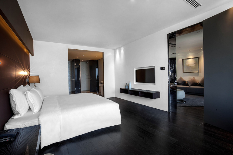 Bedroom 23