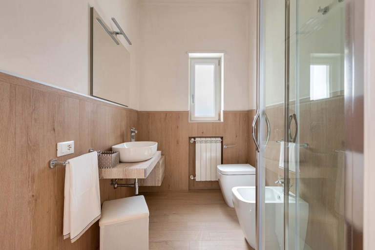 Bathroom 4, 1962 La Giada, Taranto