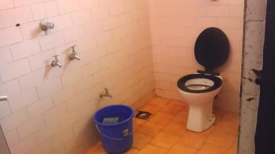 Bathroom, Vasco Residency, South Goa