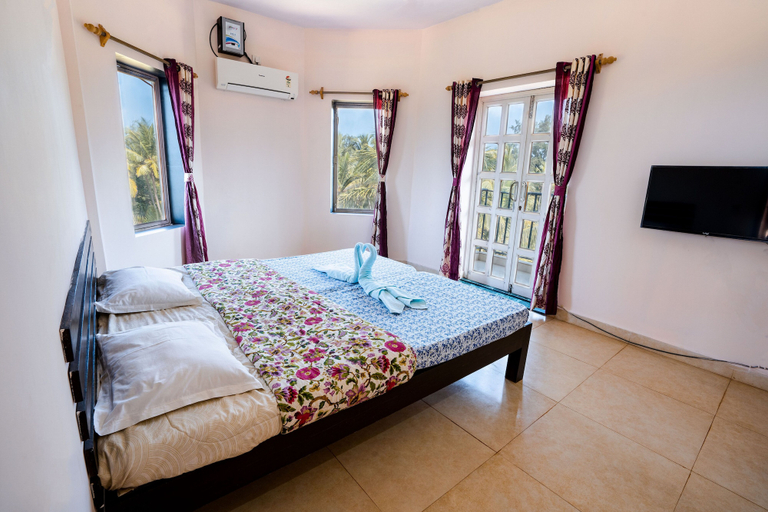 Bedroom 2, Kay's By The Sea, Sindhudurg