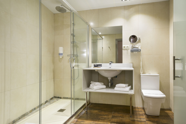 Bathroom 4, Hotel Acta Azul, Barcelona